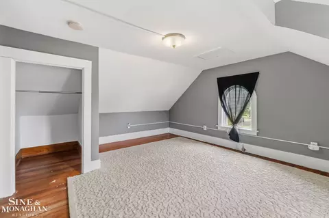 Bedroom - 580 Hampton, Grosse Pointe Woods, MI 48236 photo 8 of 9
