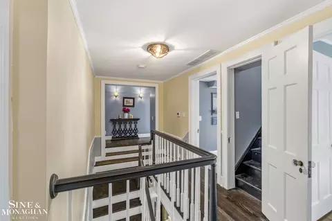Entry Way - 580 Hampton, Grosse Pointe Woods, MI 48236 photo 9 of 12