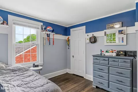 Bedroom - 580 Hampton, Grosse Pointe Woods, MI 48236 photo 4 of 9