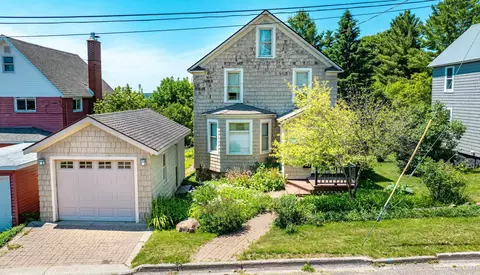 908 Third, Hancock, MI 49930 photo 1