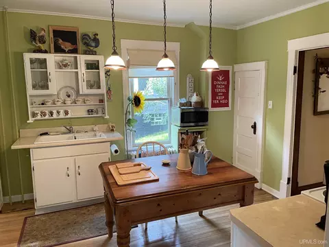 908 Third, Hancock, MI 49930 photo 9