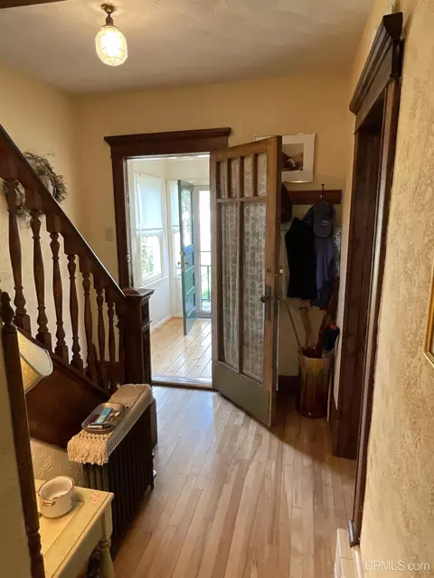 908 Third, Hancock, MI 49930 photo 6