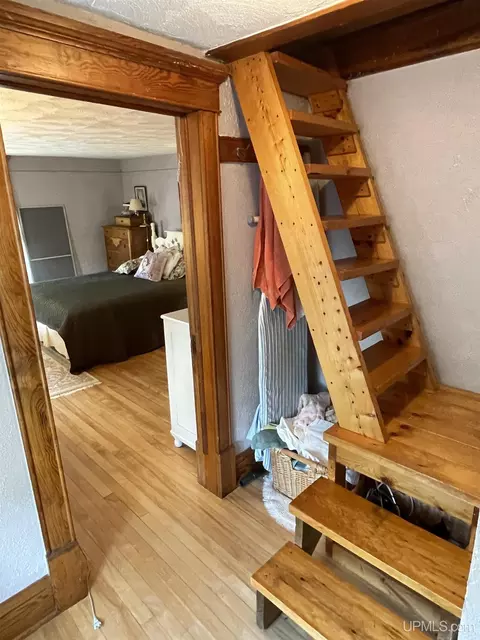 908 Third, Hancock, MI 49930 photo 28