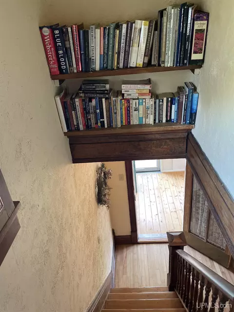 908 Third, Hancock, MI 49930 photo 18