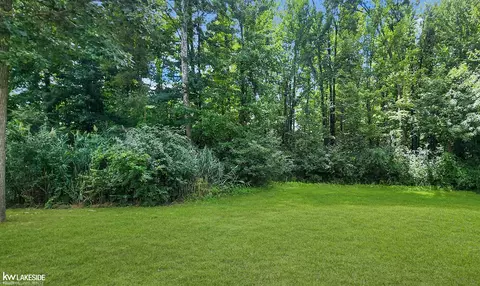 39025 Buckingham, Romulus, MI 48174 photo 53