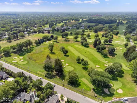 View/Area - 20 Windemere, Grosse Pointe Farms, MI 48236 photo 3 of 11
