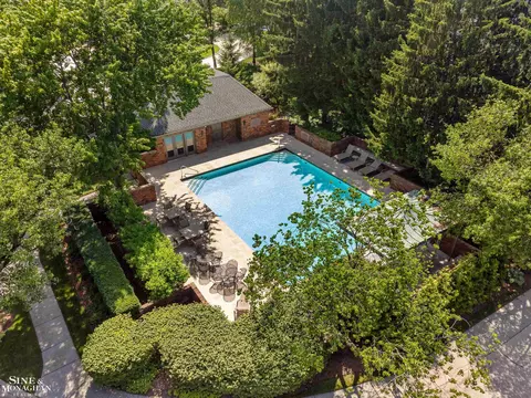 Exterior - 20 Windemere, Grosse Pointe Farms, MI 48236 photo 16 of 16