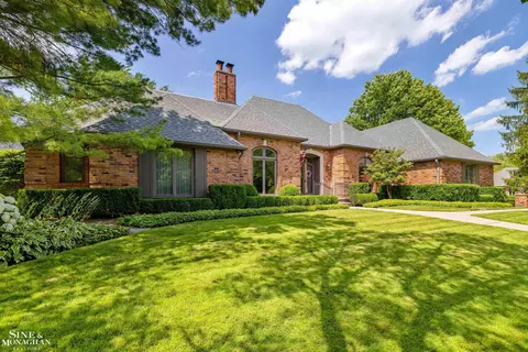 Exterior - 20 Windemere, Grosse Pointe Farms, MI 48236 photo 14 of 16