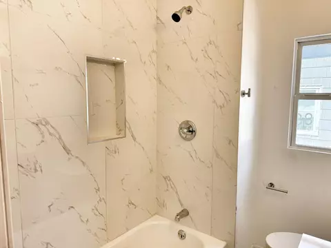 Bath - 440 Sackett, Monroe, MI 48162 photo 2 of 3