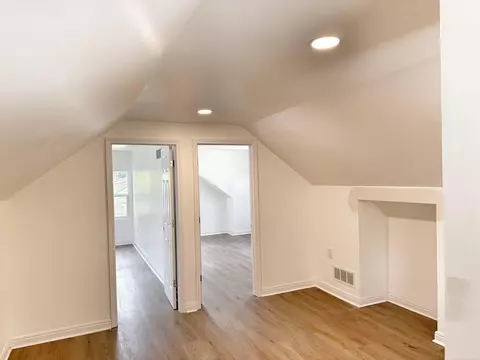 Entry Way - 440 Sackett, Monroe, MI 48162 photo 2 of 2