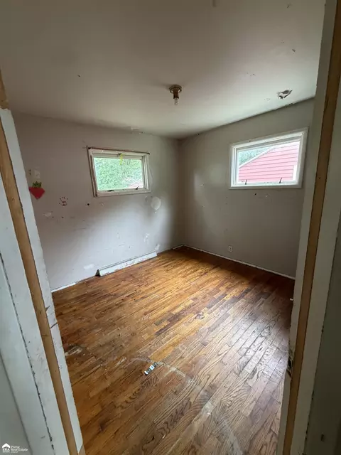 3113 Mackin, Flint, MI 48504 photo 3