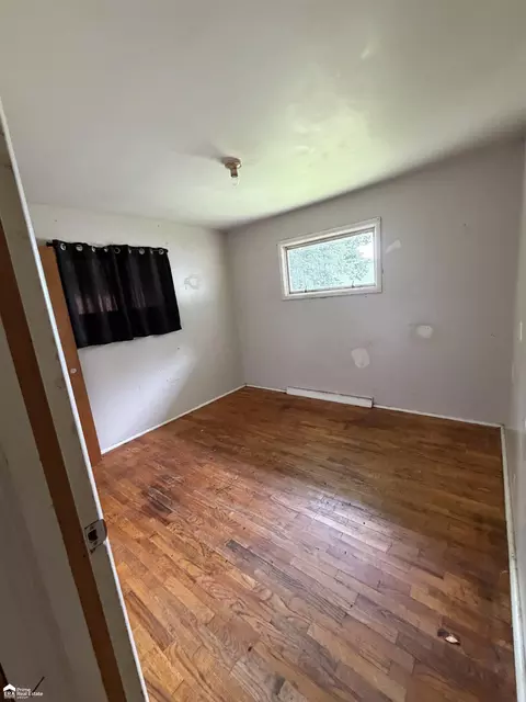 3113 Mackin, Flint, MI 48504 photo 4
