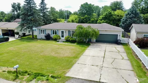 12033 Crossman, Carleton, MI 48117 photo 3