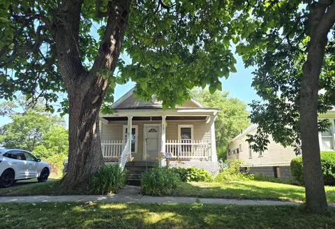 1103 14th, Bay City, MI 48708