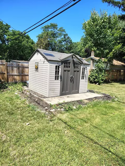Exterior - 315 E Main, Vernon, MI 48476 photo 7 of 7