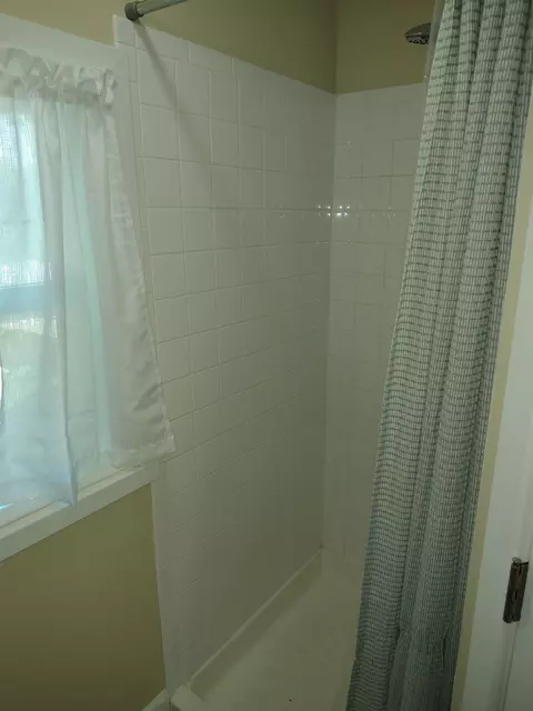 Bath - 315 E Main, Vernon, MI 48476 photo 3 of 3