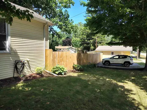 Exterior - 315 E Main, Vernon, MI 48476 photo 2 of 7