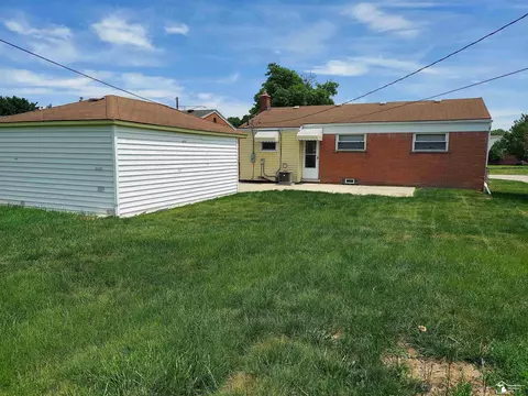 Exterior - 8324 Huron, Taylor, MI 48180 photo 4 of 6