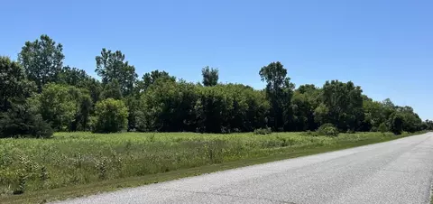 15581 Stuart, Chesaning, MI 48616 photo 2