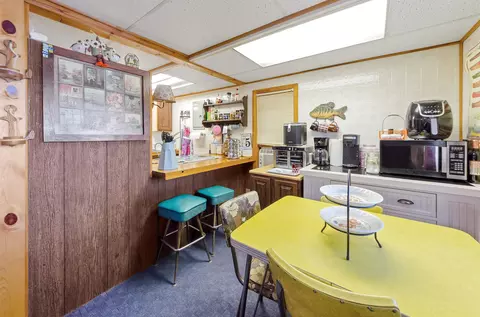 Dining - 5388 Jerry, Gladwin, MI 48624 photo 2 of 2