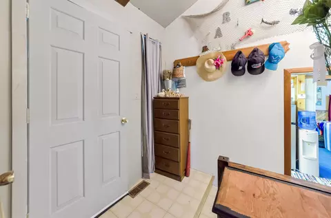 Entry Way - 5388 Jerry, Gladwin, MI 48624 photo 1 of 4
