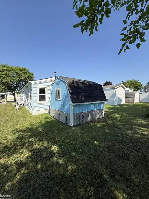 11 Peach Tree, Davison, MI 48423 photo 20