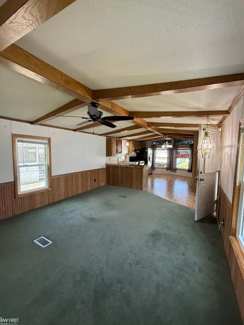 11 Peach Tree, Davison, MI 48423 photo 3