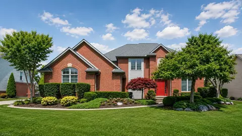 53816 Cherrywood, Shelby Township, MI 48315