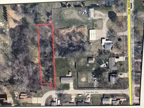 0 Claude, Bay City, MI 48708