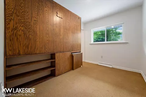 Bedroom - 28197 Roan, Warren, MI 48093 photo 3 of 4