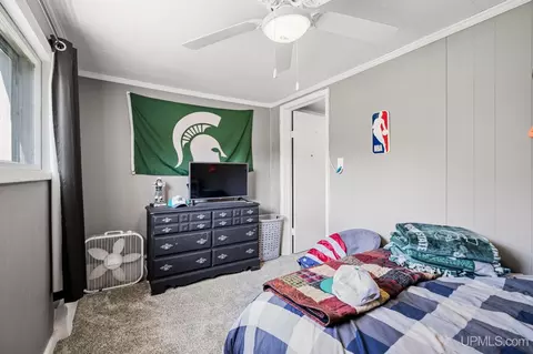 Bedroom - 2015 School, Ishpeming, MI 49849 photo 6 of 8
