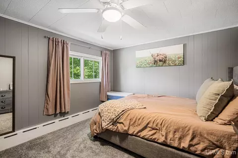 Bedroom - 2015 School, Ishpeming, MI 49849 photo 1 of 8