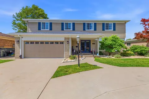 22461 Lavon, Saint Clair Shores, MI 48081