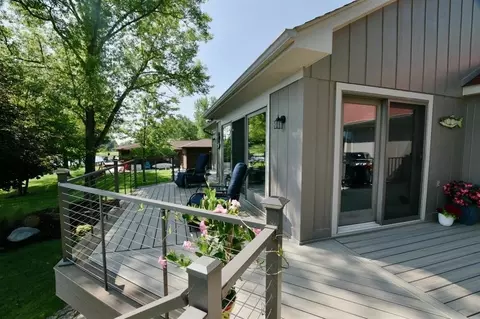 Exterior - 1988 N N Hvn, Gladwin, MI 48624 photo 17 of 19