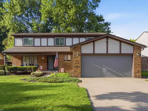 14560 Eastport, Sterling Heights, MI 48313