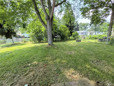 Exterior - 1957 Vivian, Monroe, MI 48162 photo 4 of 4