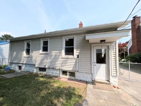 Exterior - 1957 Vivian, Monroe, MI 48162 photo 3 of 4