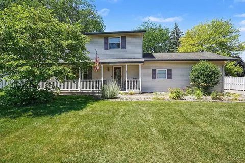 831 Mayflower, Saginaw, MI 48638