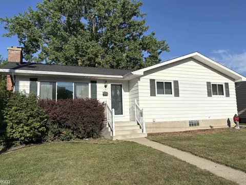1101 Maple, Essexville, MI 48732