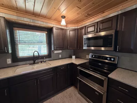 2901 E Cathy, Harrison, MI 48625 photo 4