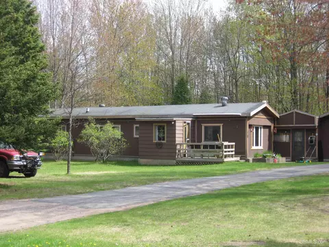 616 Brookfield, Marquette, MI 49855