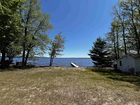 44950 Us41, Chassell, MI 49916
