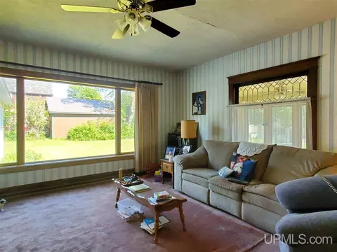 Living - 1249 Cedar, Hancock, MI 49930 photo 1 of 7