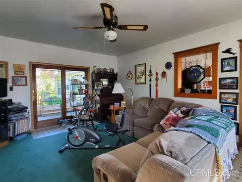 Living - 1249 Cedar, Hancock, MI 49930 photo 7 of 7