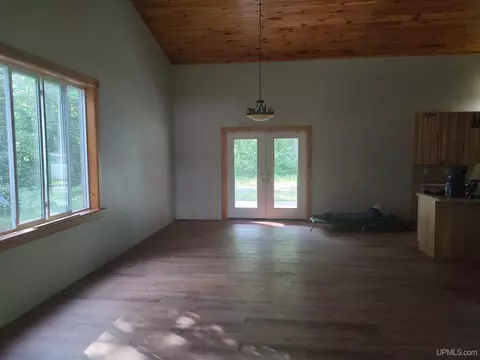 Living - 4605 S Sidnaw, Sidnaw, MI 49961 photo 1 of 2
