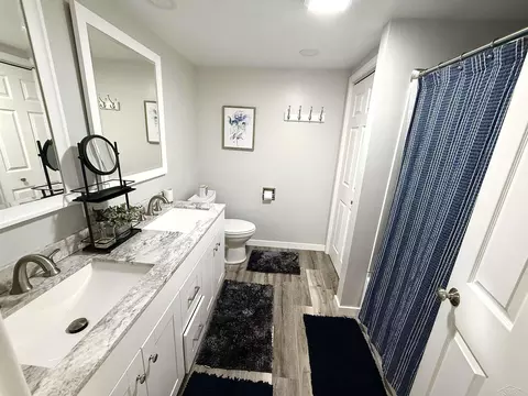 Bath - 1864 E Chippewa Riv, Midland, MI 48640 photo 1 of 3