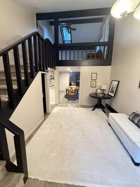 Entry Way - 1864 E Chippewa Riv, Midland, MI 48640 photo 1 of 3
