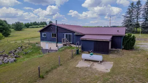 Exterior - 5301 Chappel Dm, Gladwin, MI 48624 photo 4 of 17