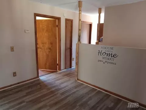 Entry Way - 5301 Chappel Dm, Gladwin, MI 48624 photo 1 of 2