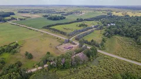 View/Area - 5301 Chappel Dm, Gladwin, MI 48624 photo 10 of 16